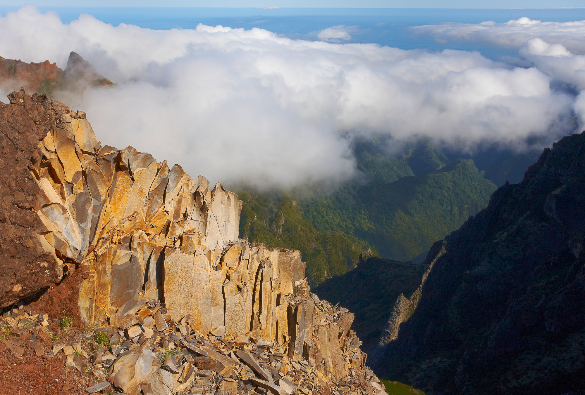 view from Pico do Arieiro